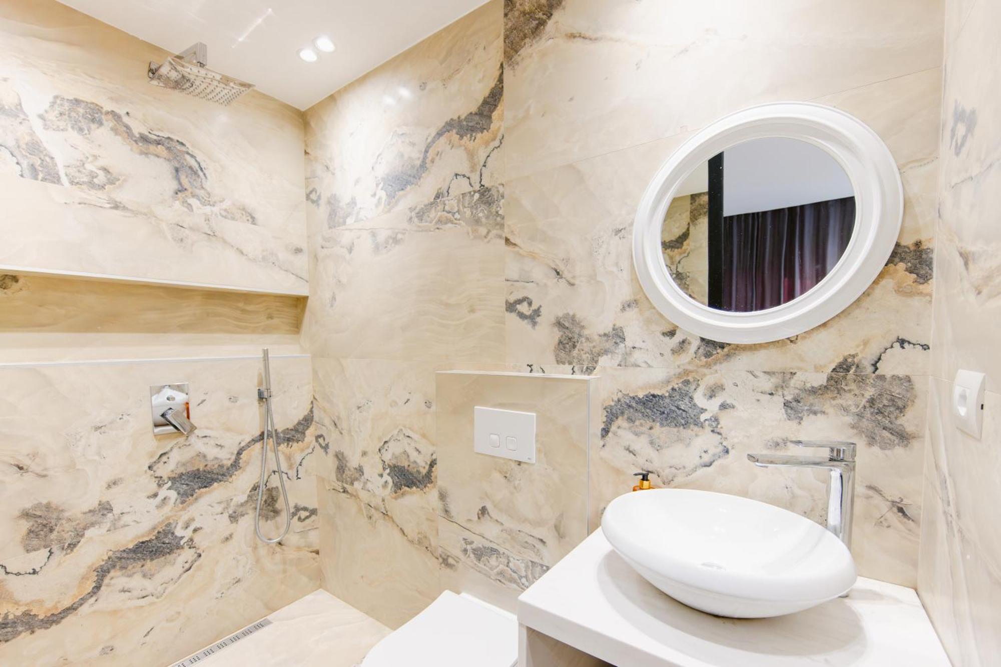 Durres Str Modern Apartments - The Nest Tirana Exterior photo